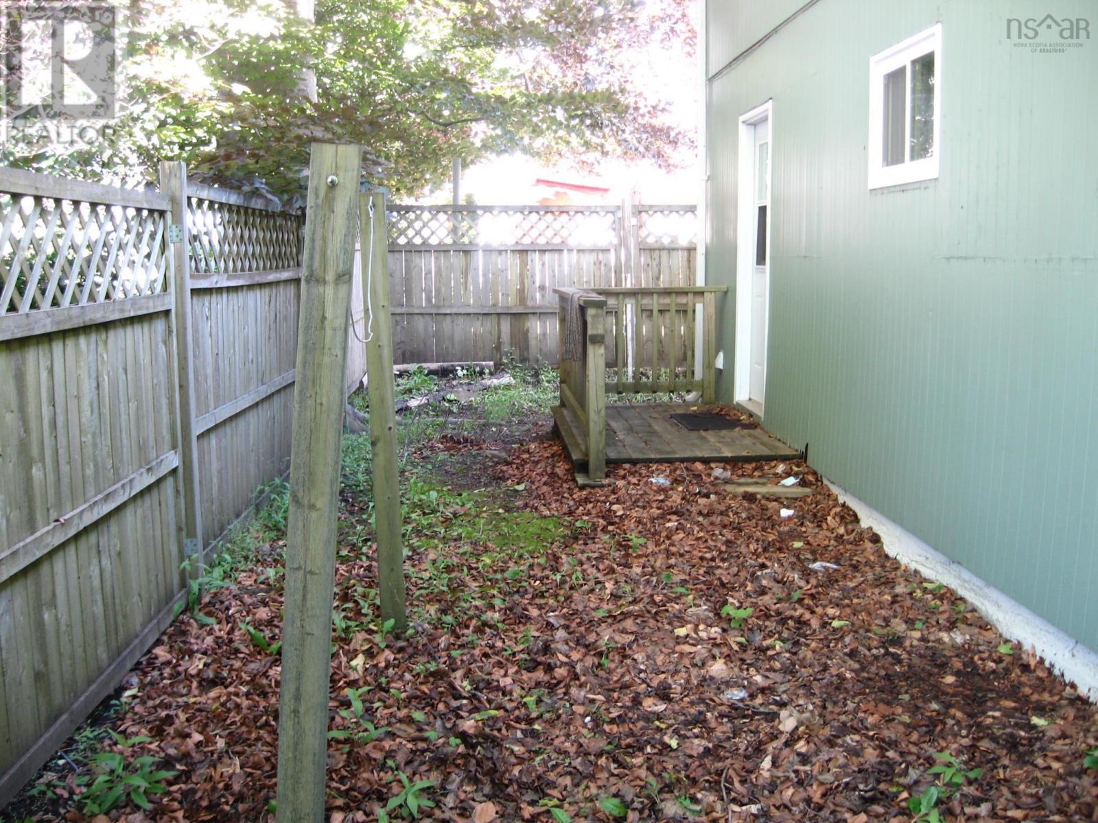20 Carten Street Property Photo 8