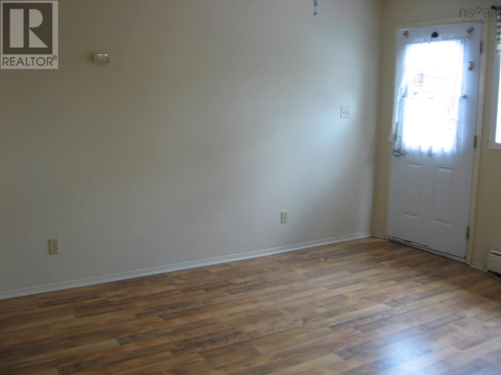 20 Carten Street Property Photo 15