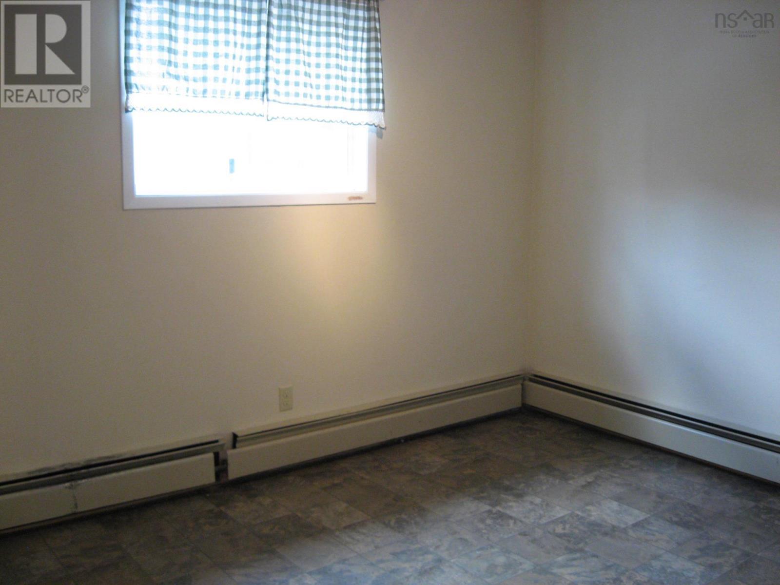 20 Carten Street Property Photo 18