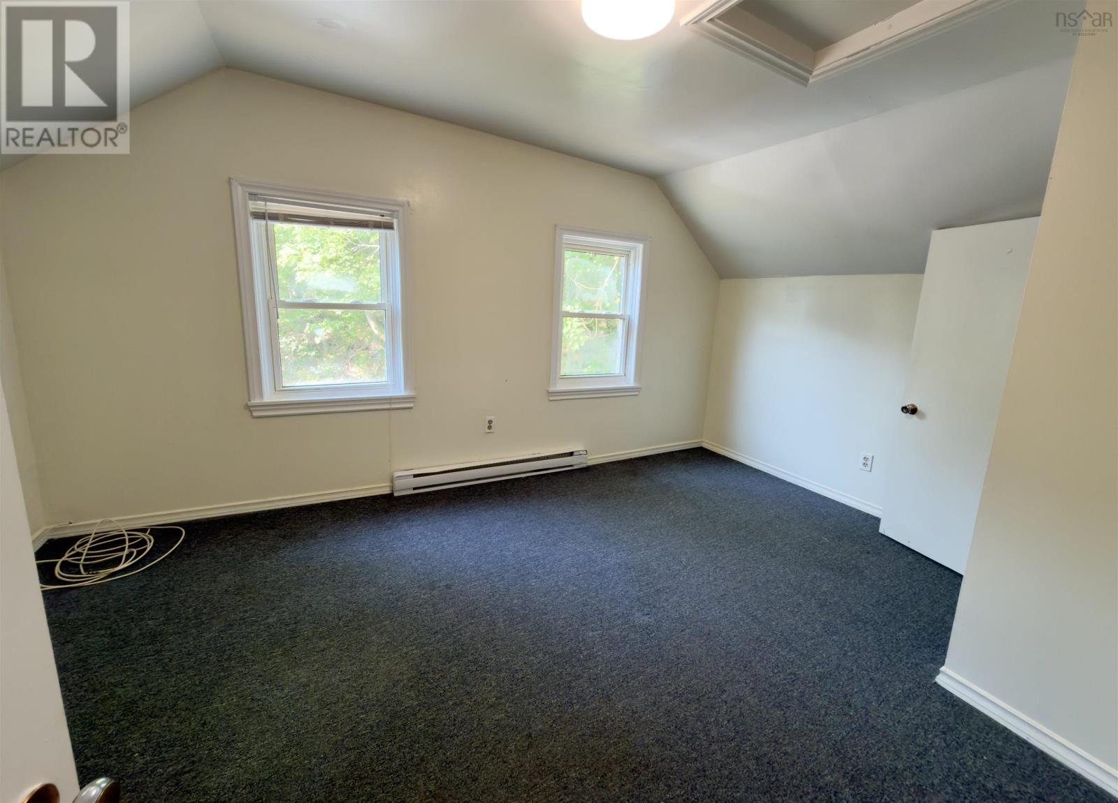 13 Chester Avenue Property Photo 11