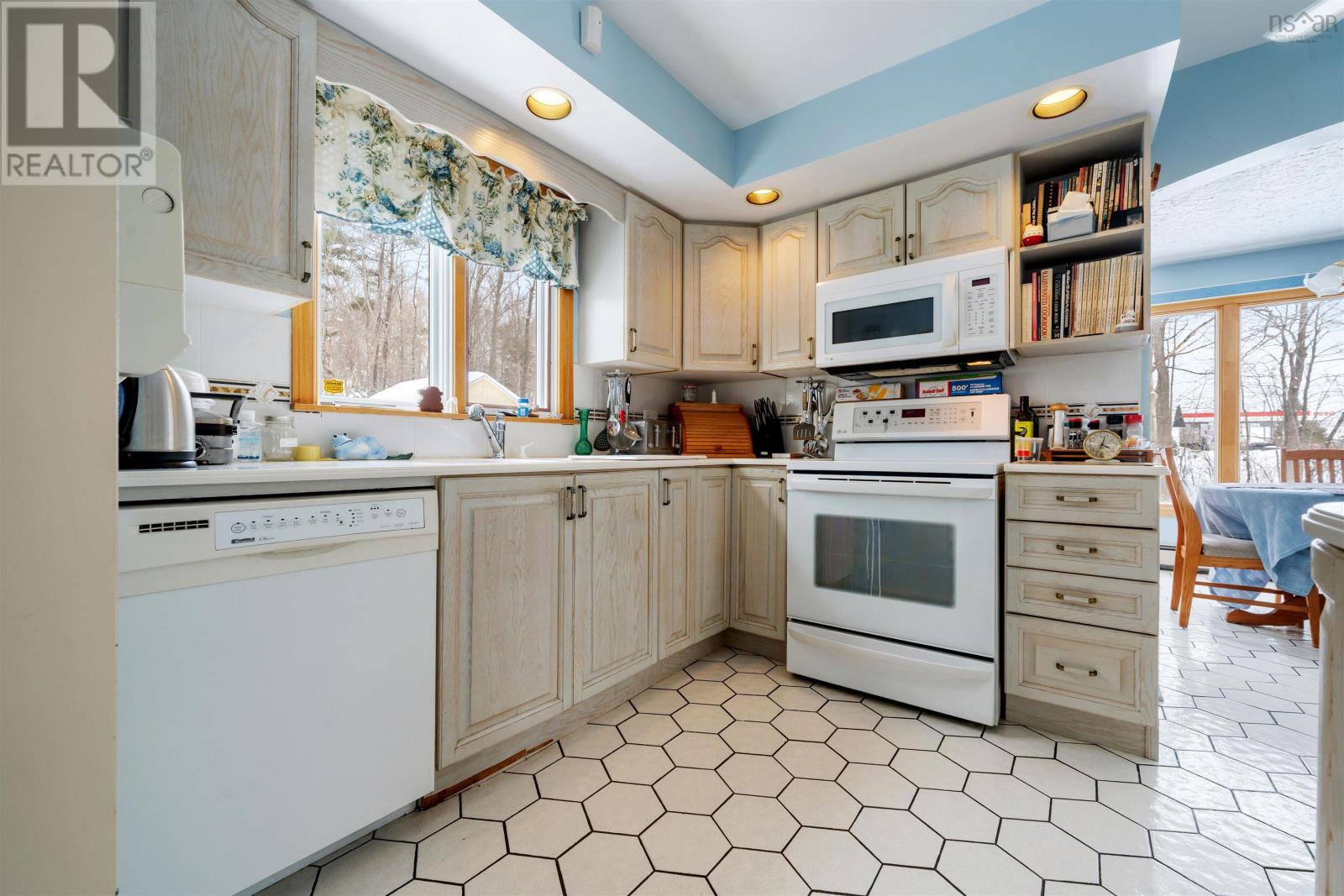 2503 Westville Road Property Photo 6