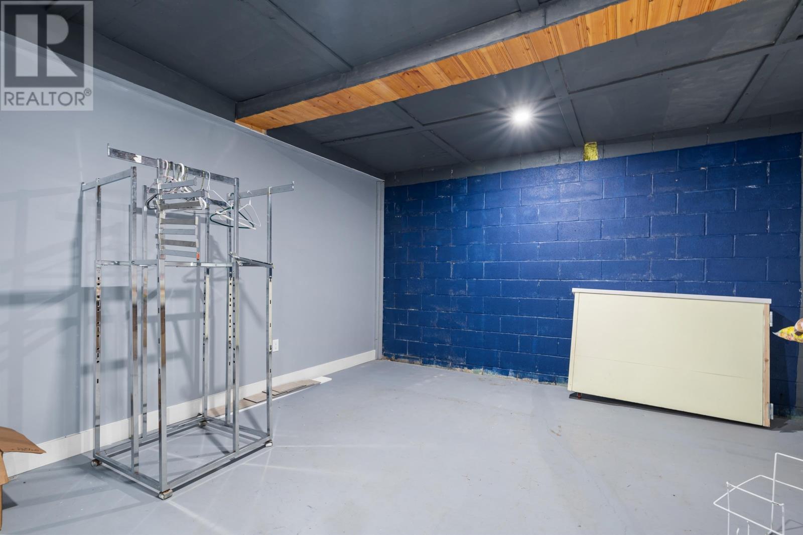 7651-7653 St. Peters Road Property Photo 27