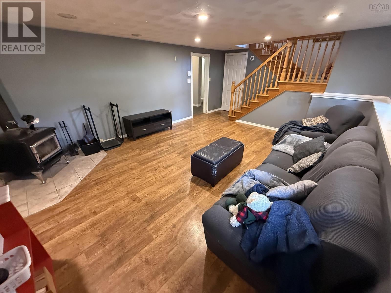 115 Dawson Heights Property Photo 19