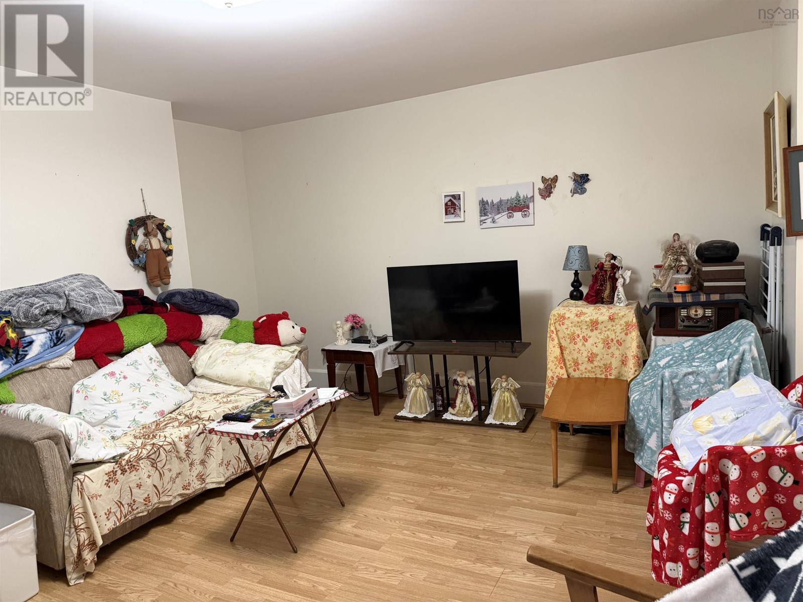 62 School Street Property Photo 13