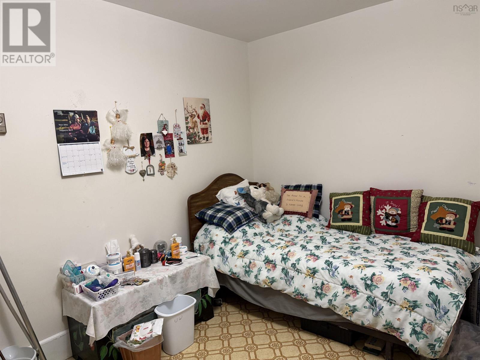 62 School Street Property Photo 19