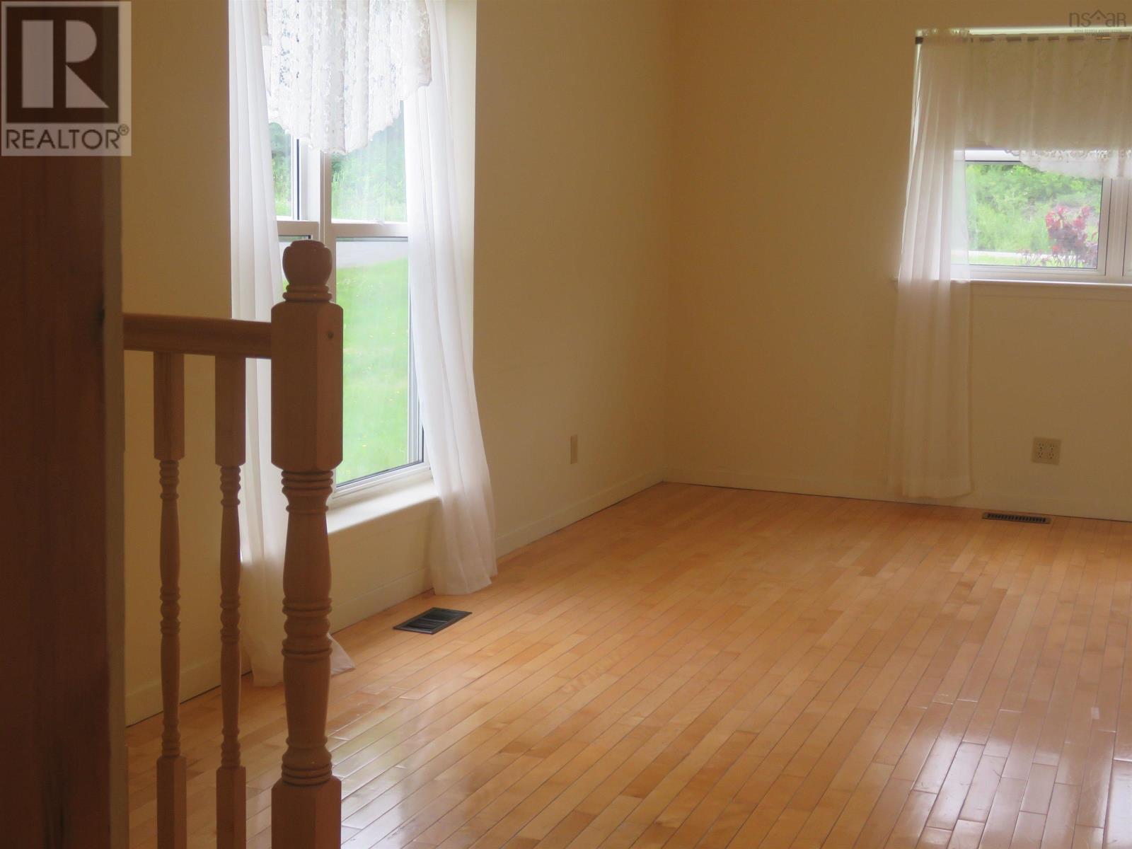 2274 South Main Street Property Photo 18