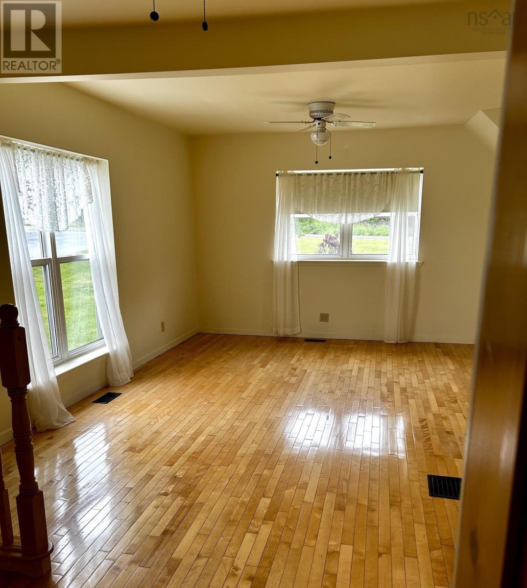 2274 South Main Street Property Photo 31