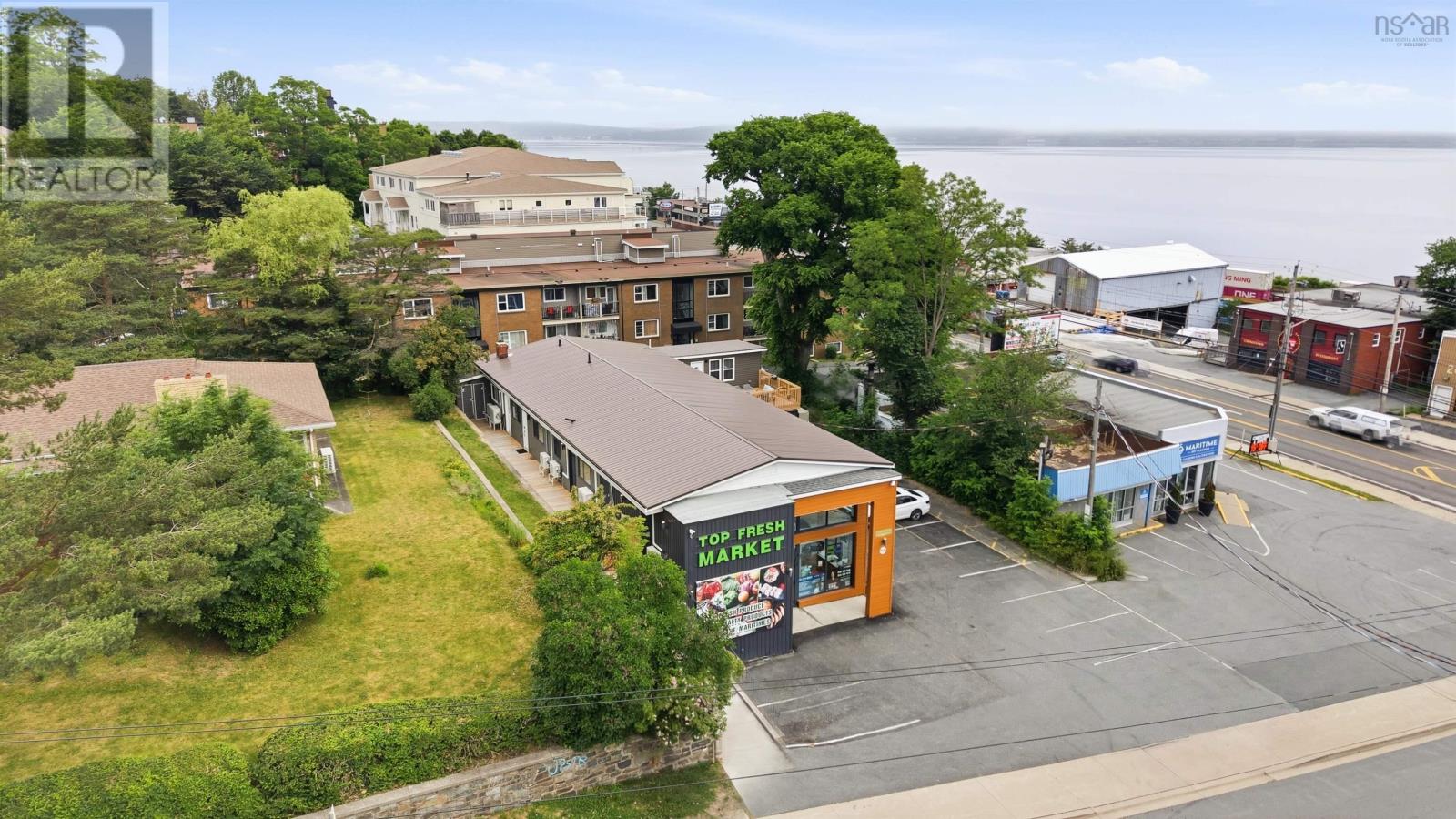 1 Flamingo Drive Property Photo 2