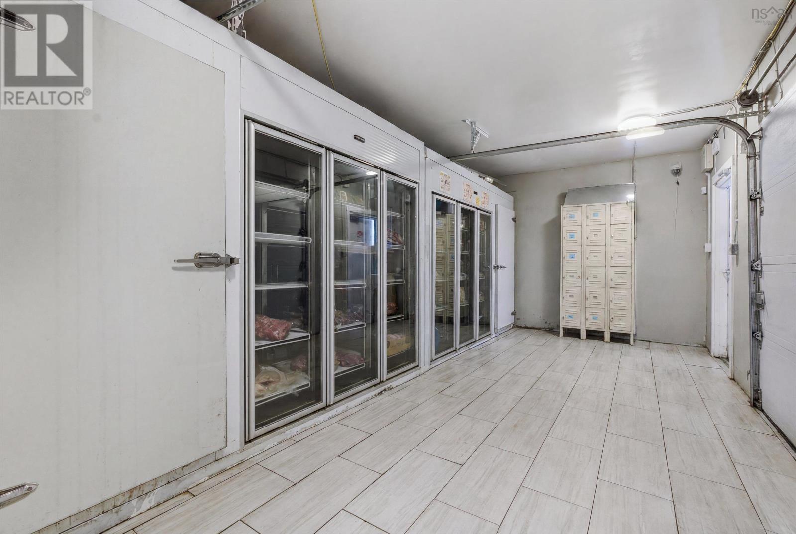1 Flamingo Drive Property Photo 11