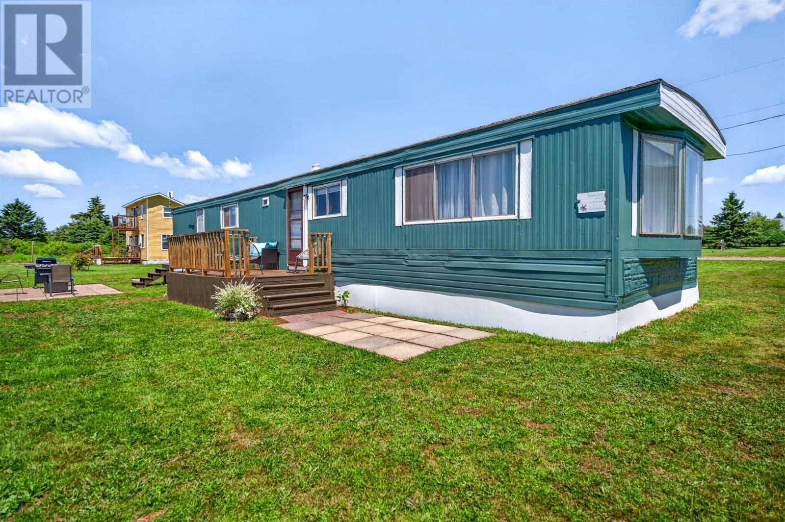 11 MacFadyen Property Photo 1