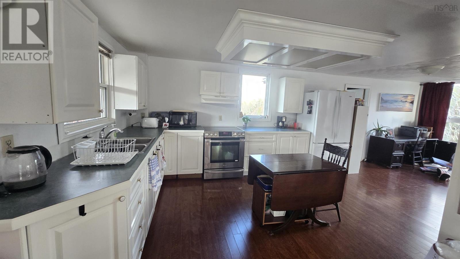 227 Landry Lane Property Photo 14