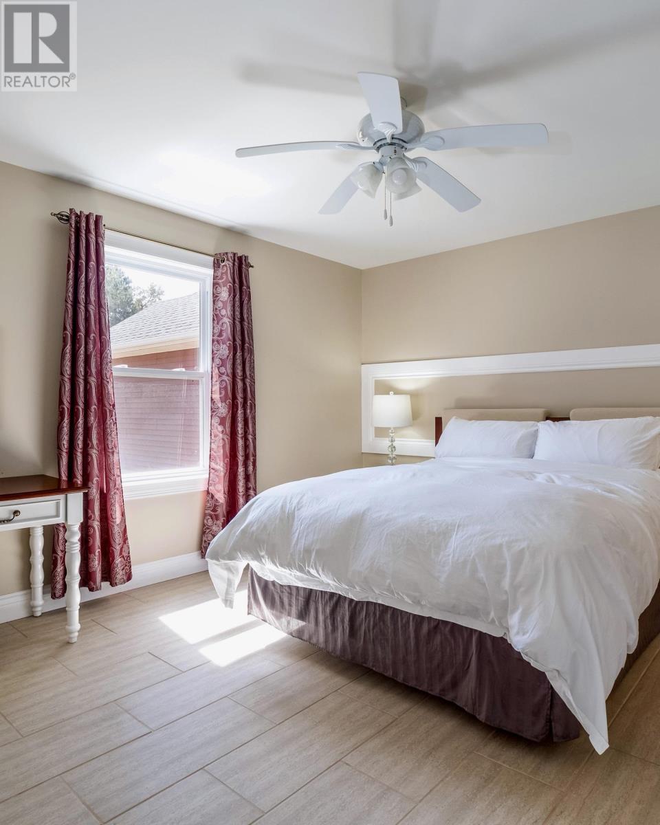 276 Floating Bridge Road Property Photo 11