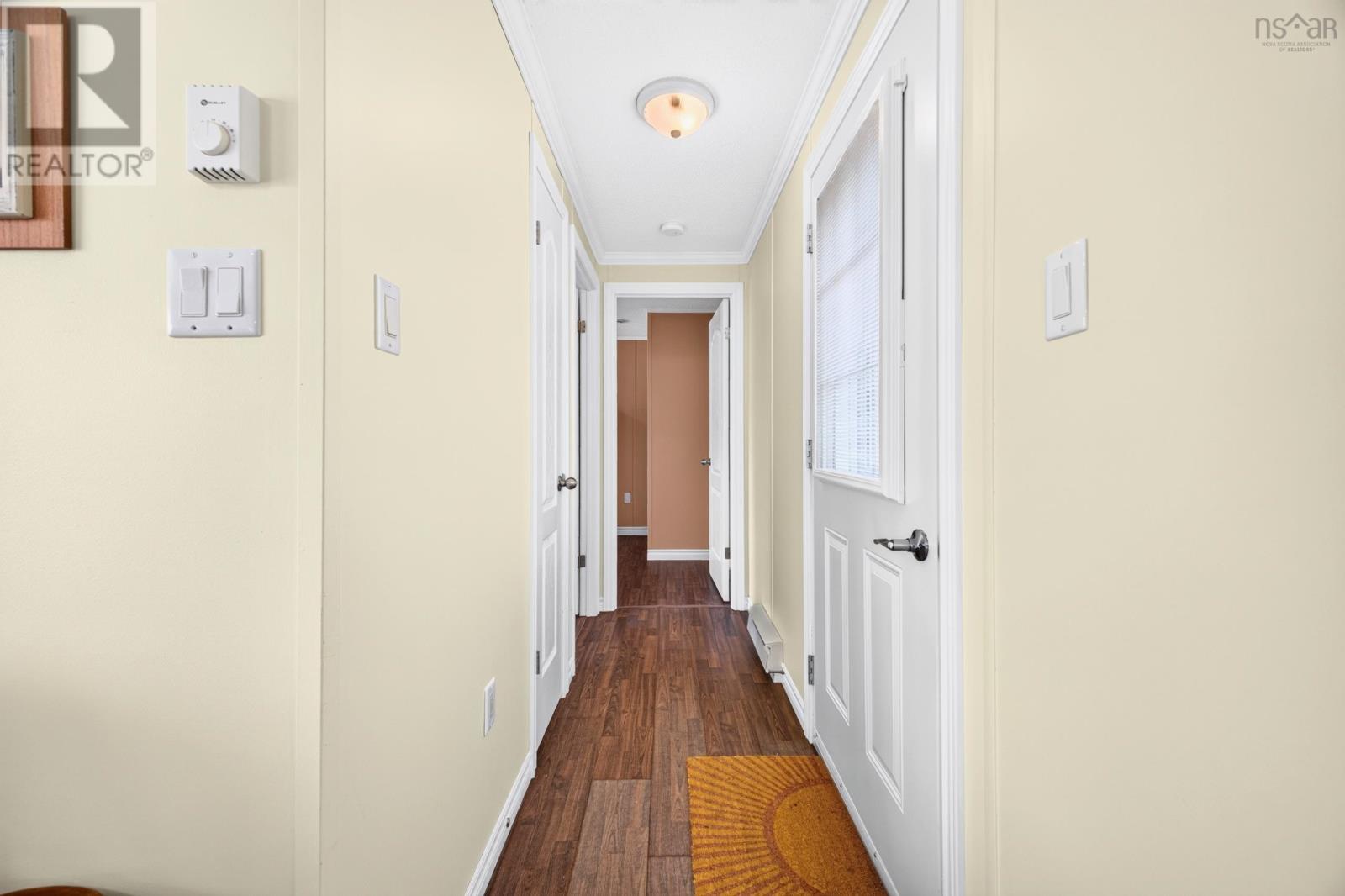 1047 Glen Forest Drive Property Photo 16