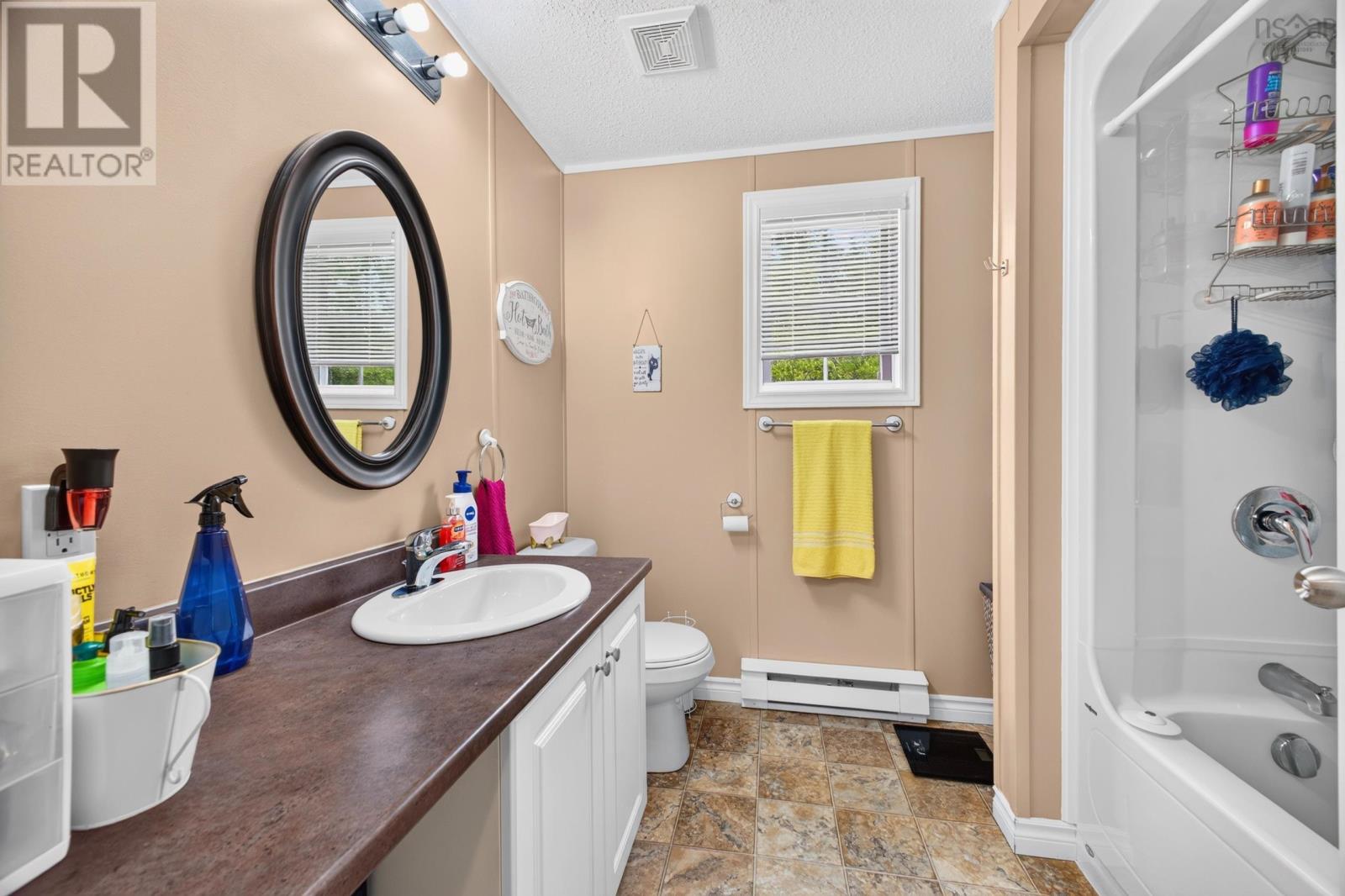 1047 Glen Forest Drive Property Photo 27