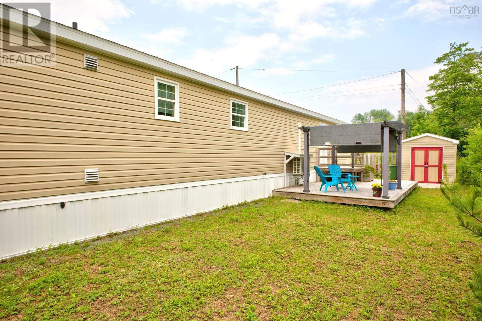 1047 Glen Forest Drive Property Photo 32