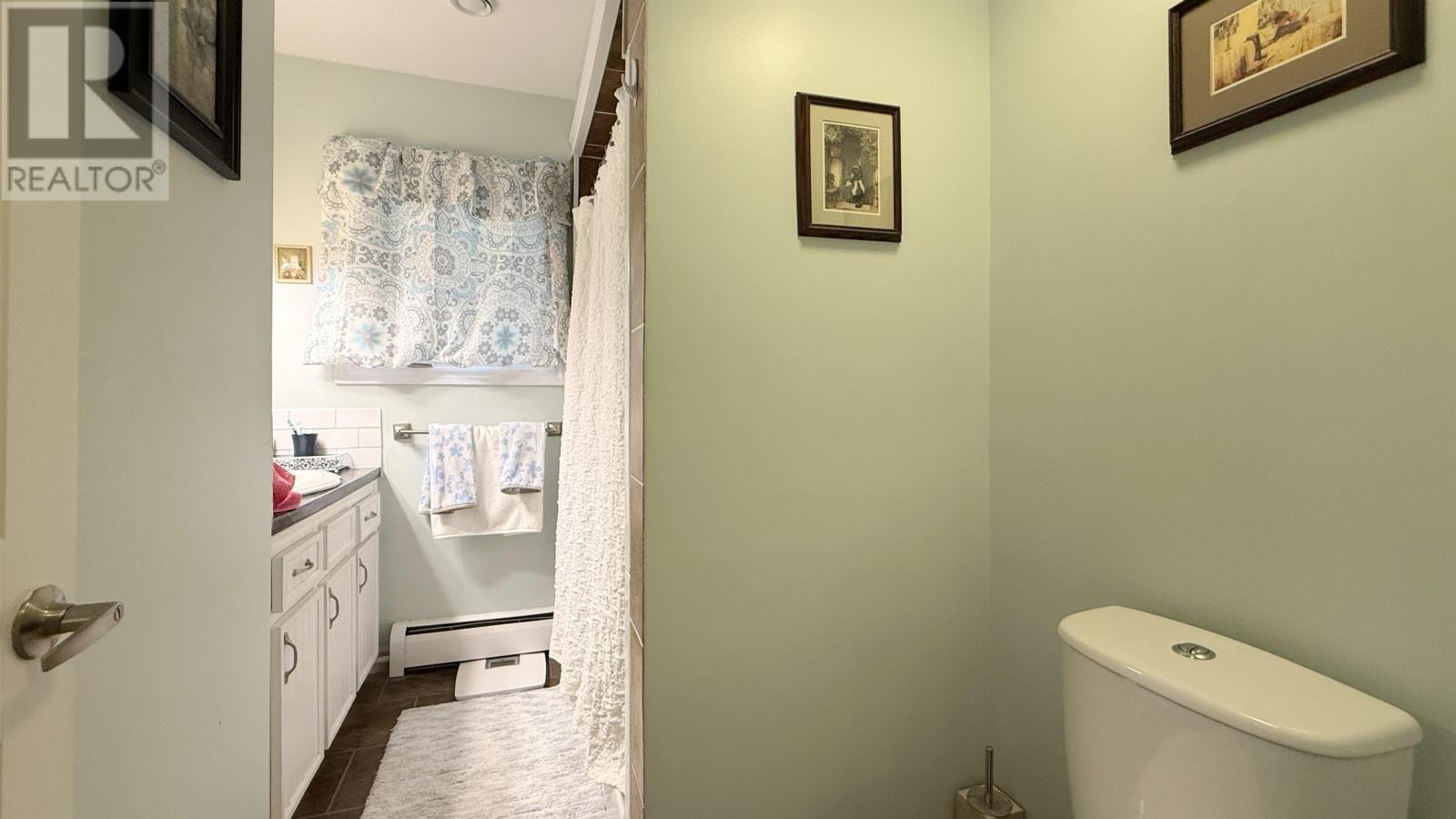 33 Phillips Street Property Photo 20