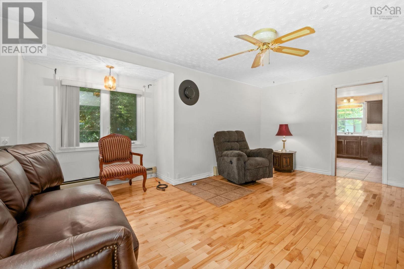 161 Lakeview Road Property Photo 10