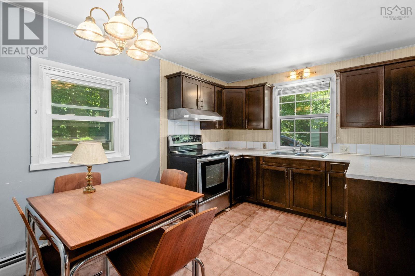 161 Lakeview Road Property Photo 11