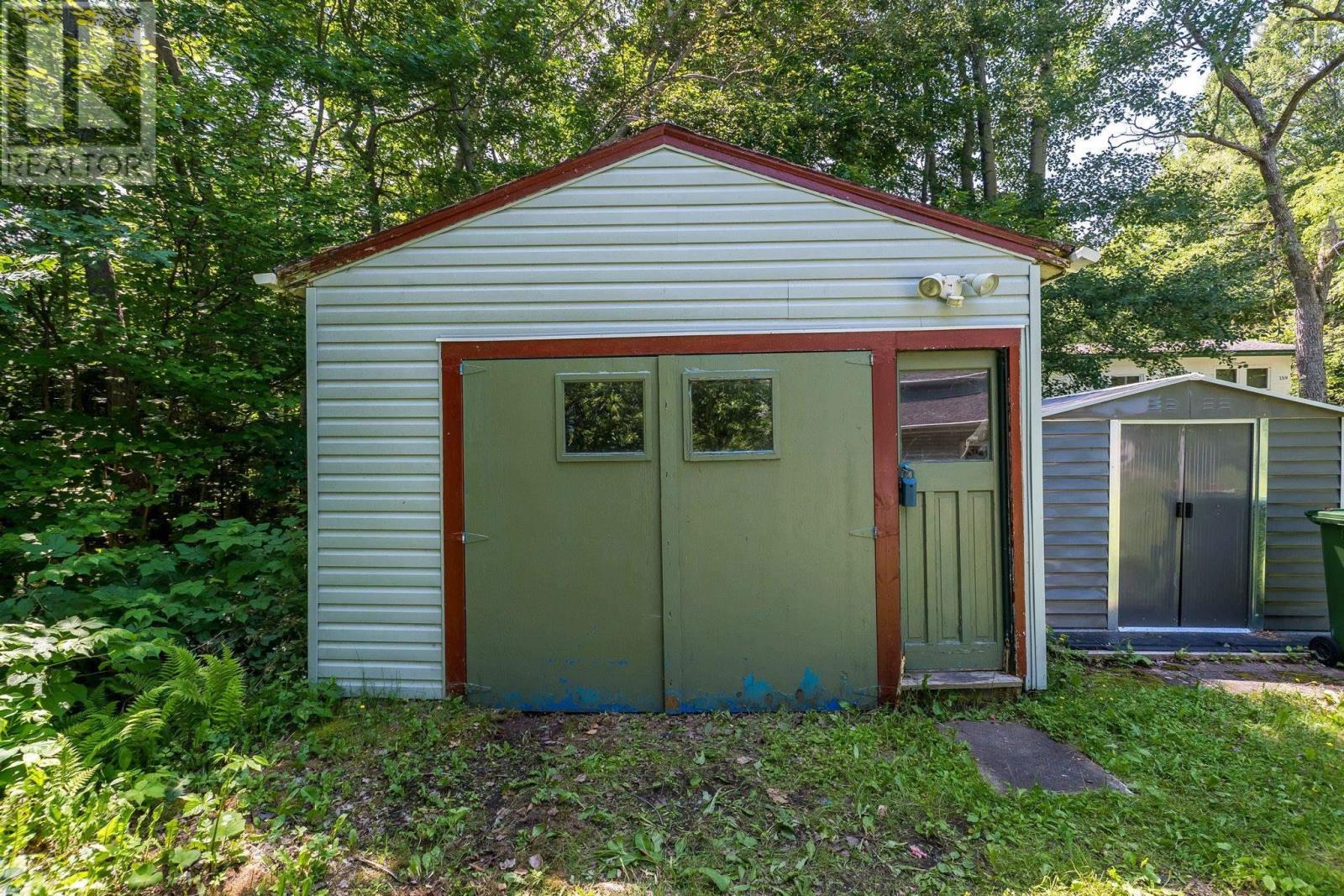 161 Lakeview Road Property Photo 32