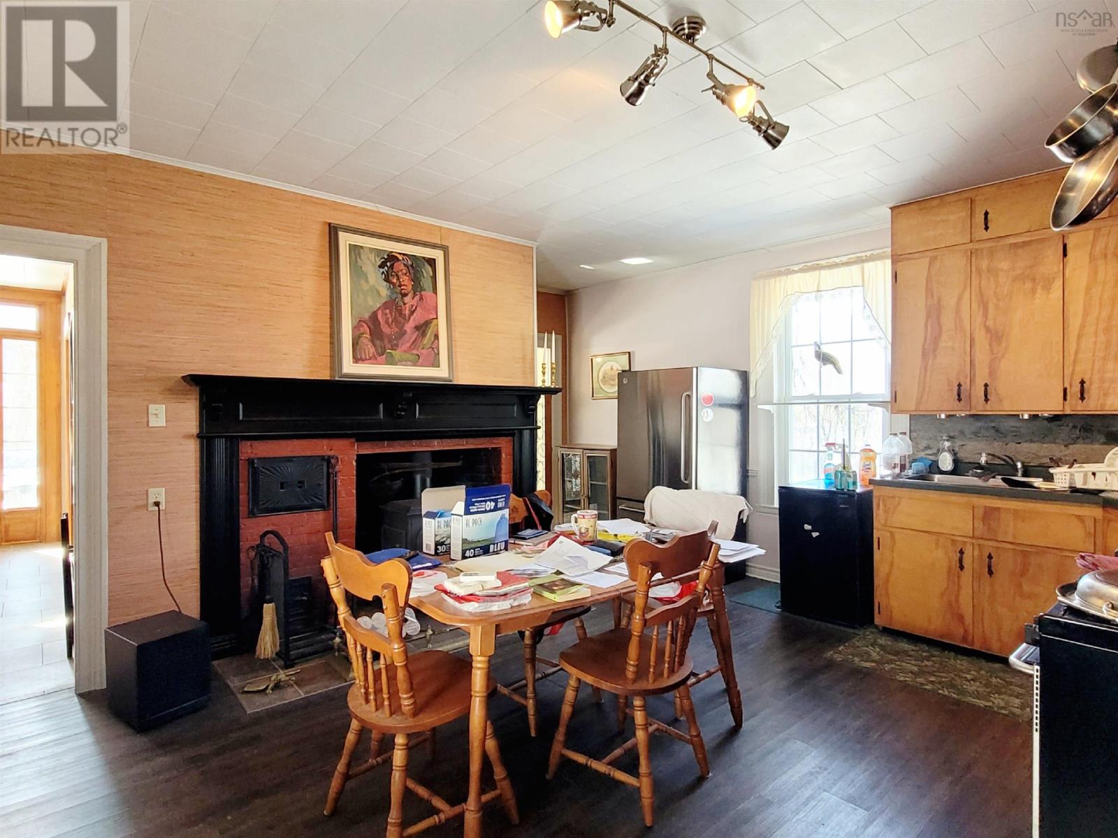 221 Highway 8 Property Photo 16