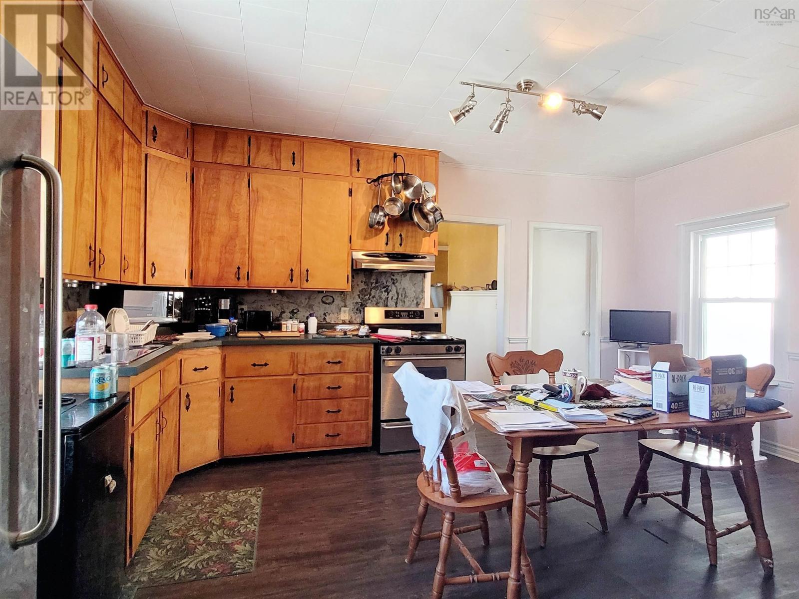 221 Highway 8 Property Photo 17