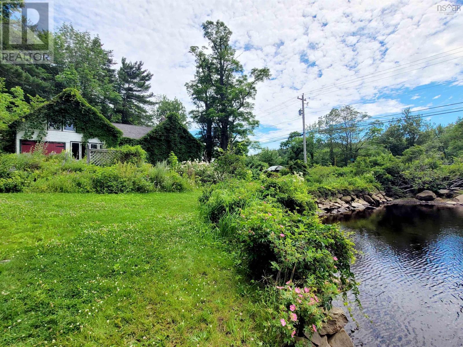 221 Highway 8 Property Photo 30
