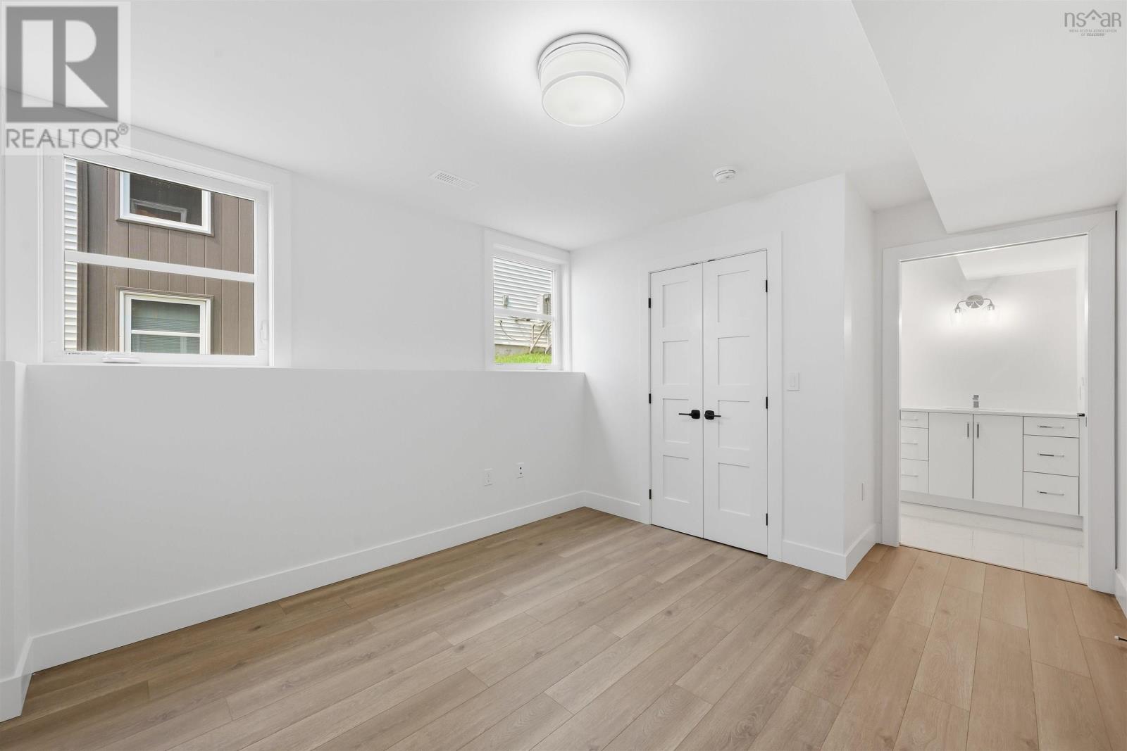 398 Shore Drive Property Photo 9