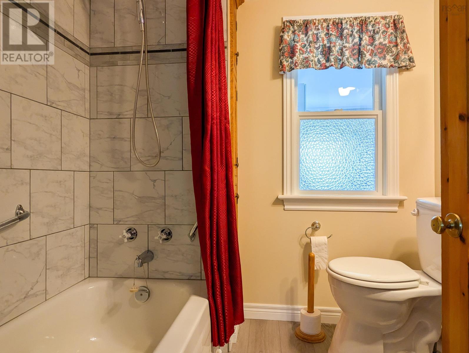 1878 Granville Road Property Photo 26