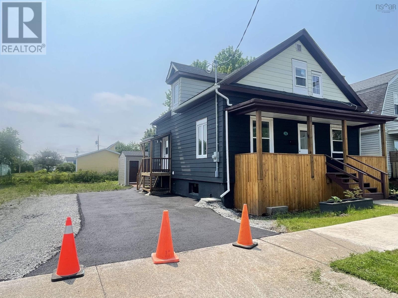 30 Wesley Street Property Photo 3