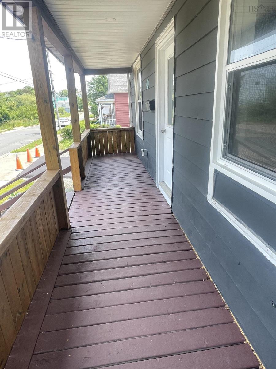 30 Wesley Street Property Photo 4