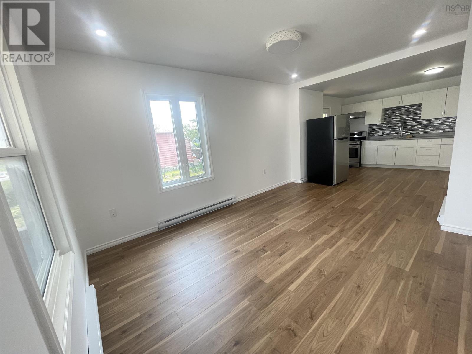 30 Wesley Street Property Photo 5