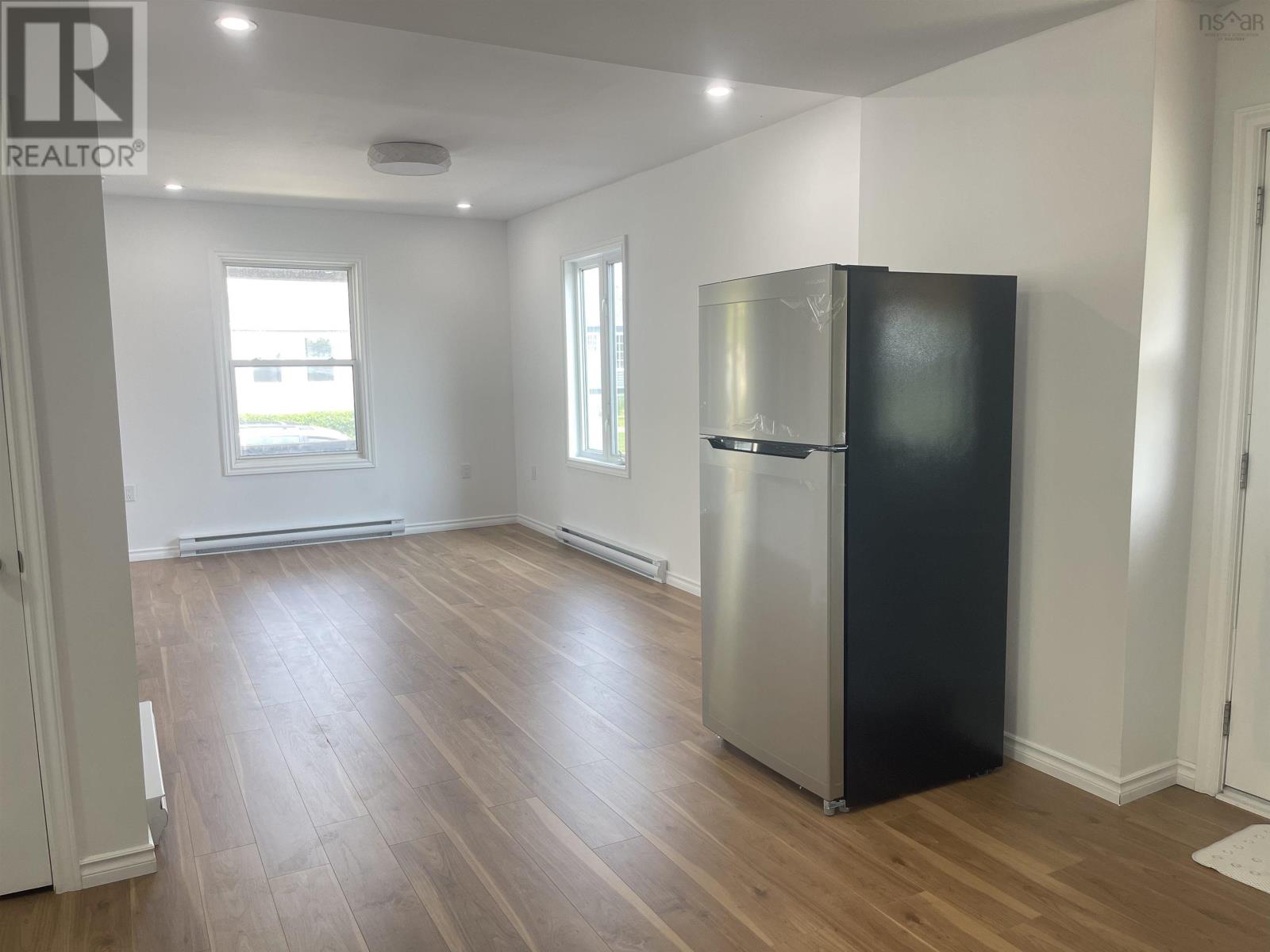 30 Wesley Street Property Photo 6