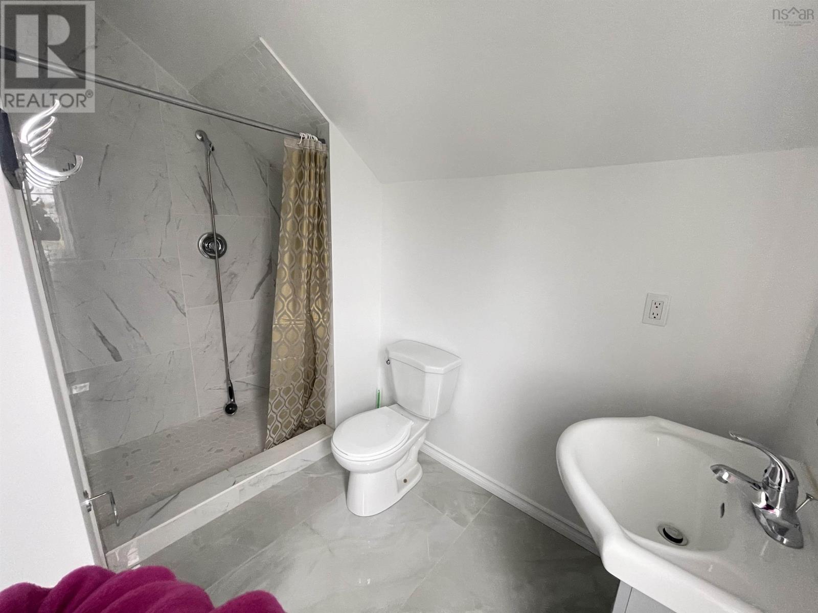 30 Wesley Street Property Photo 14
