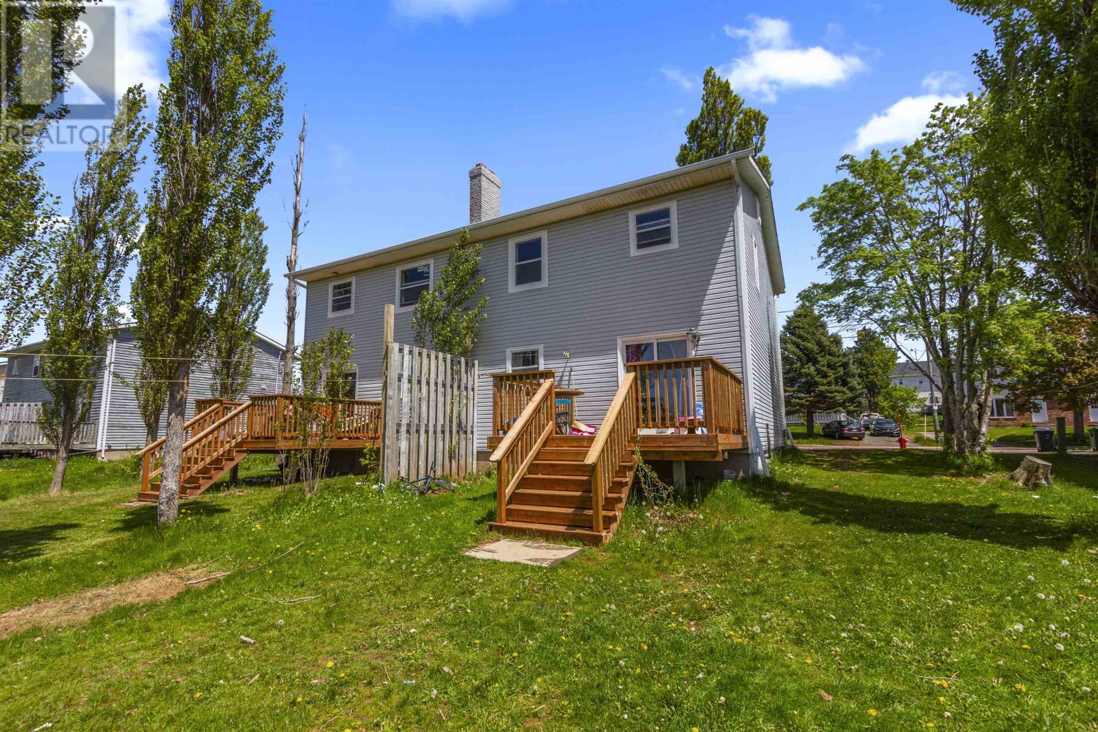 609-611 Queen Street Property Photo 3