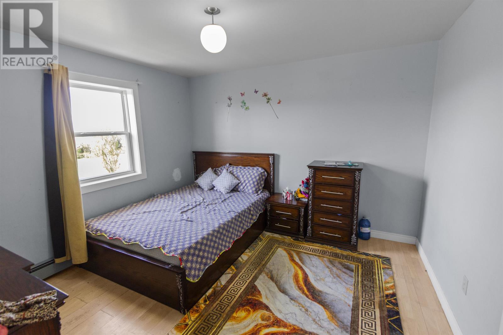 609-611 Queen Street Property Photo 11