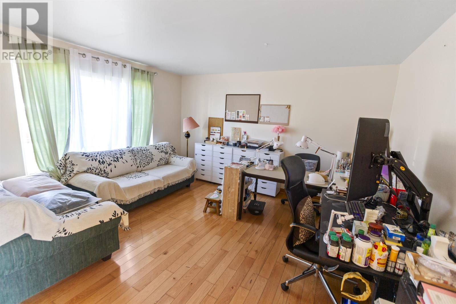 609-611 Queen Street Property Photo 19