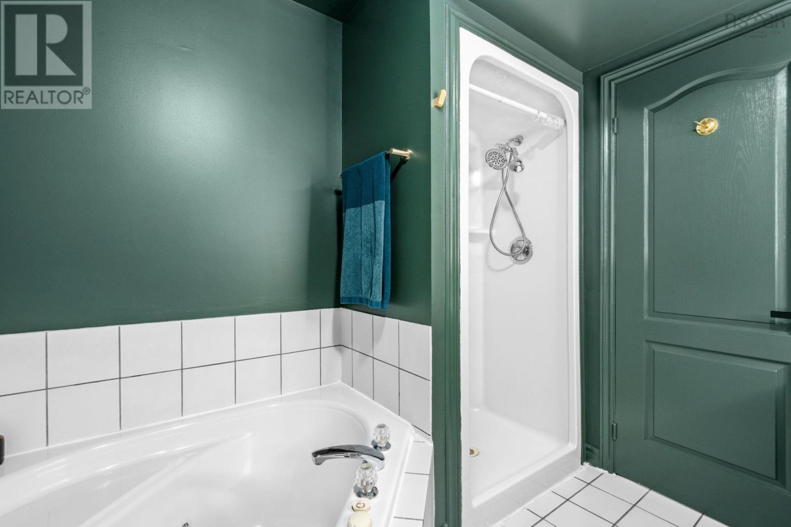 270 Spinnaker Drive Property Photo 21