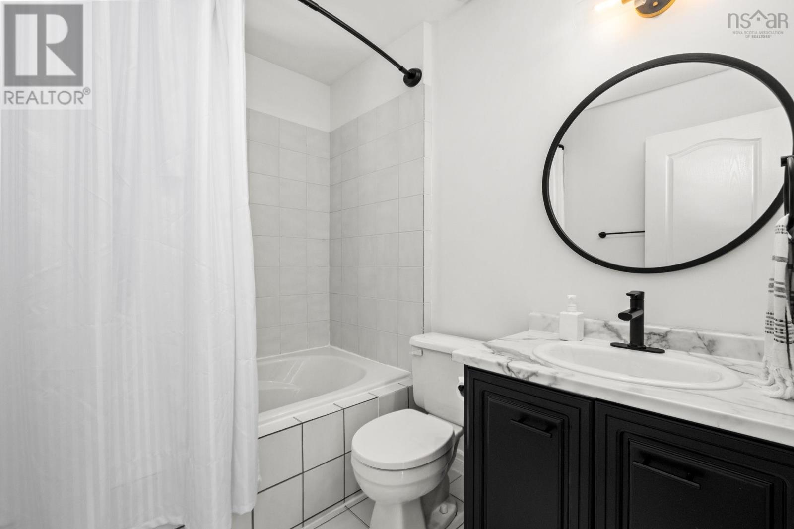 270 Spinnaker Drive Property Photo 25