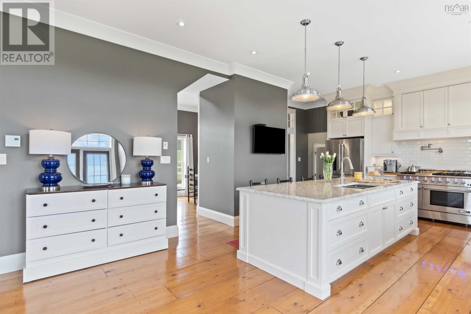 423 Canaan Road Property Photo 11