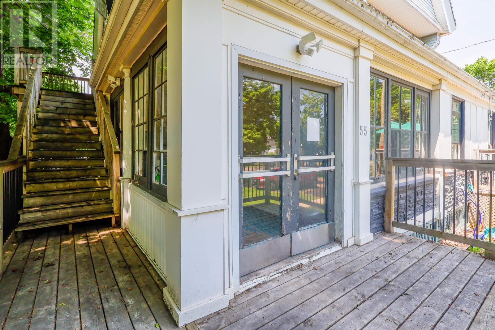 55 Longworth Avenue Property Photo 15