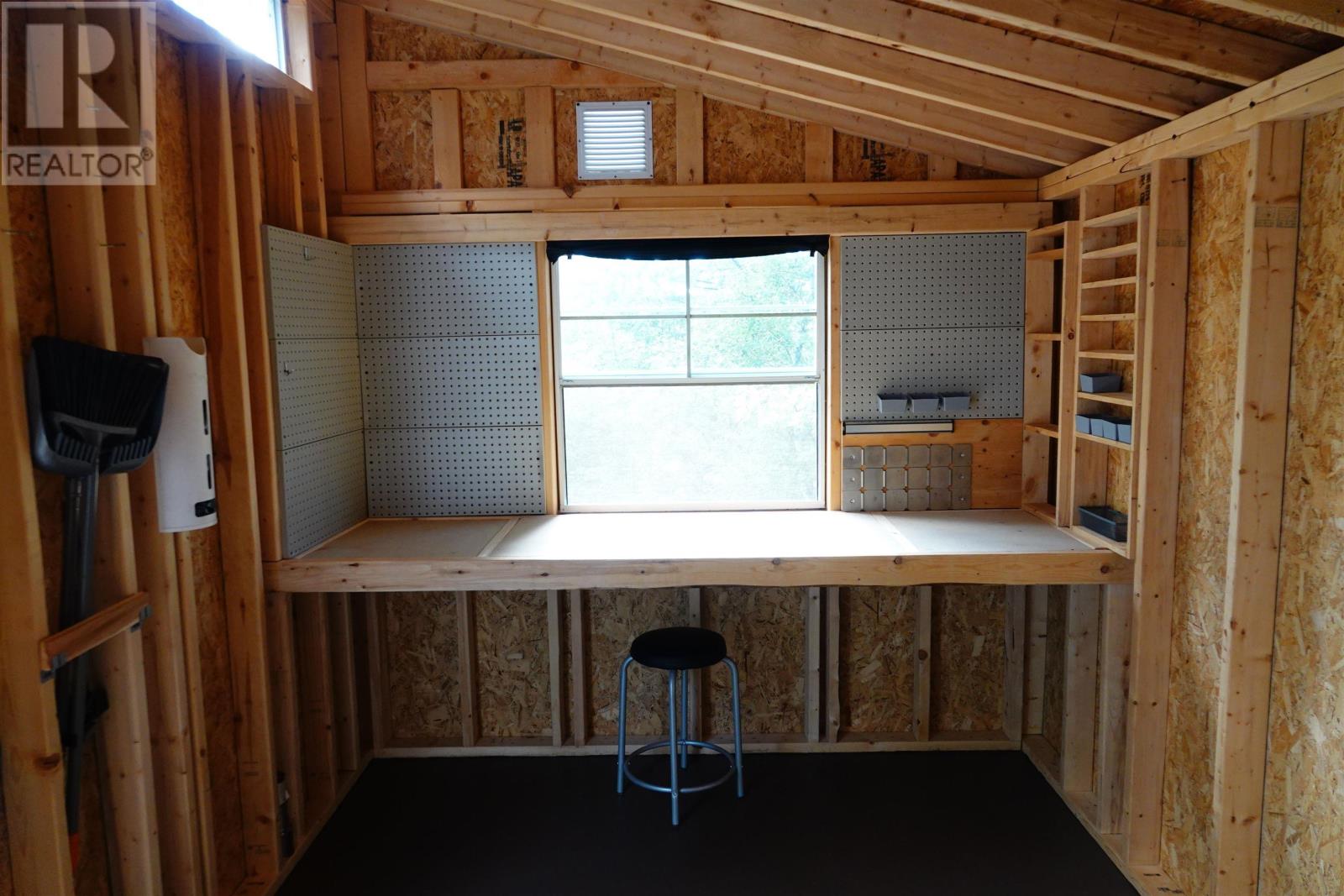 287 Long Lake Road Property Photo 8