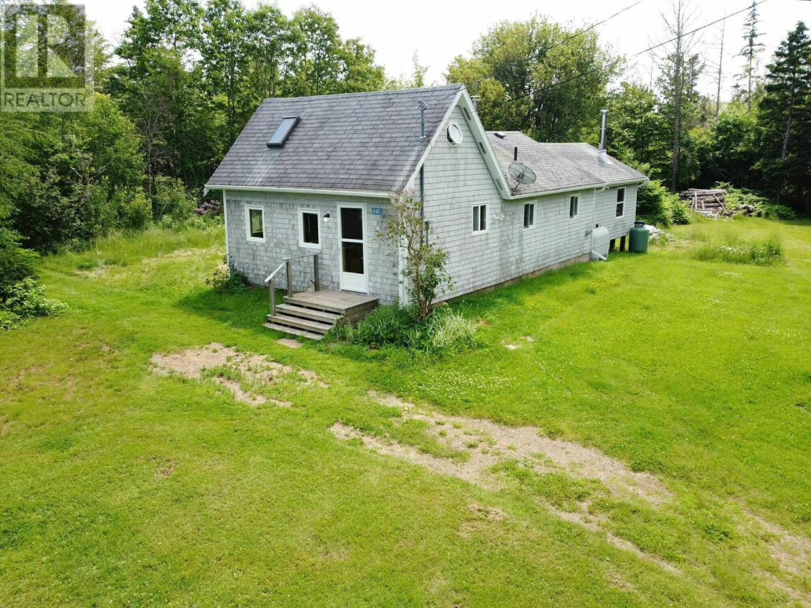5070 Aa Macdonald Highway Property Photo 1