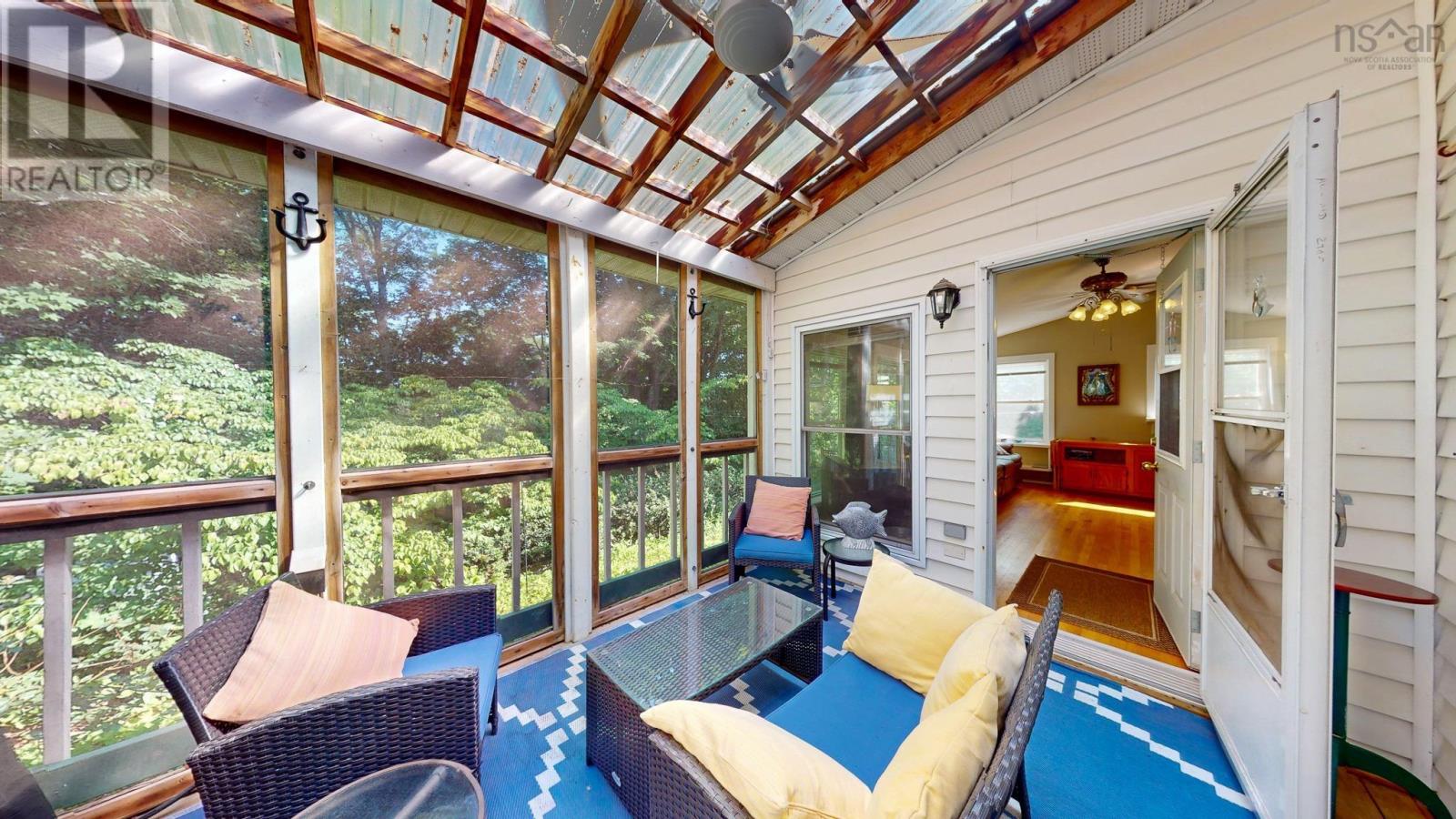 11 Parkview Road Property Photo 11