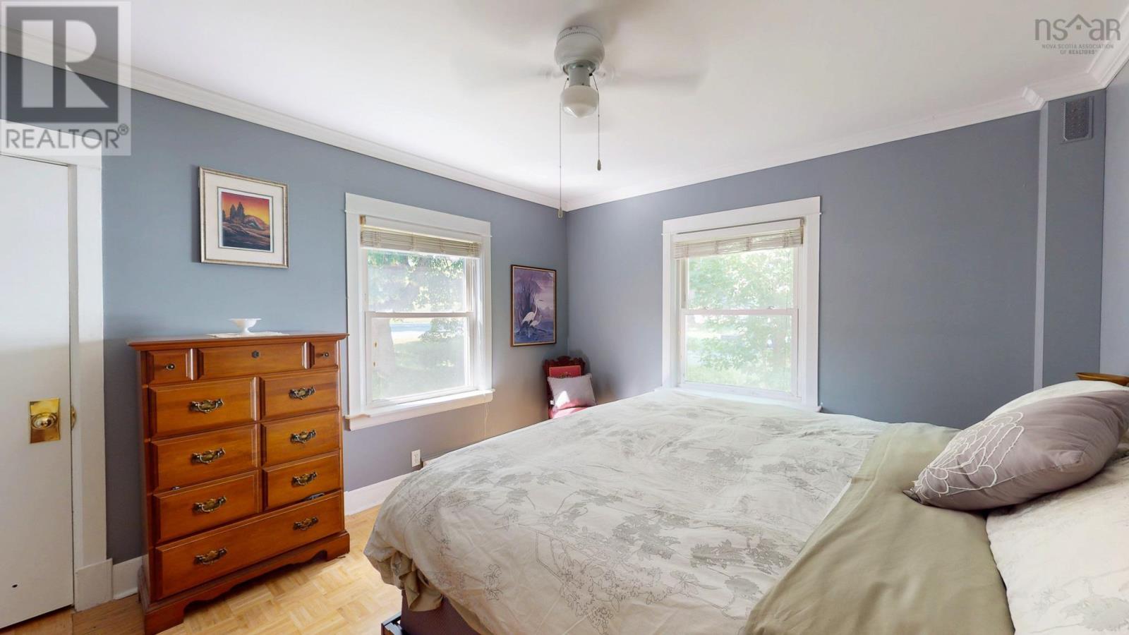 11 Parkview Road Property Photo 18