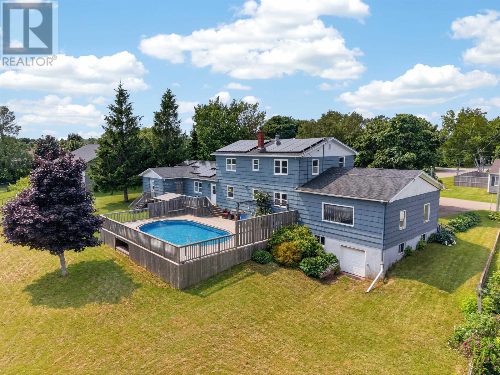 4 MacLean Avenue Property Photo 1