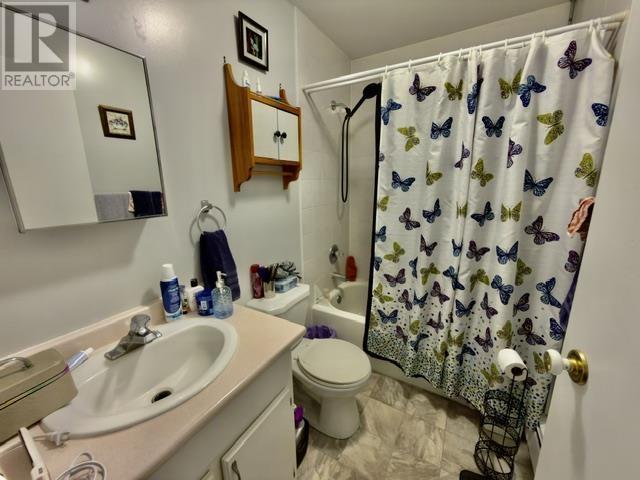 446 Maddix Crescent Property Photo 14