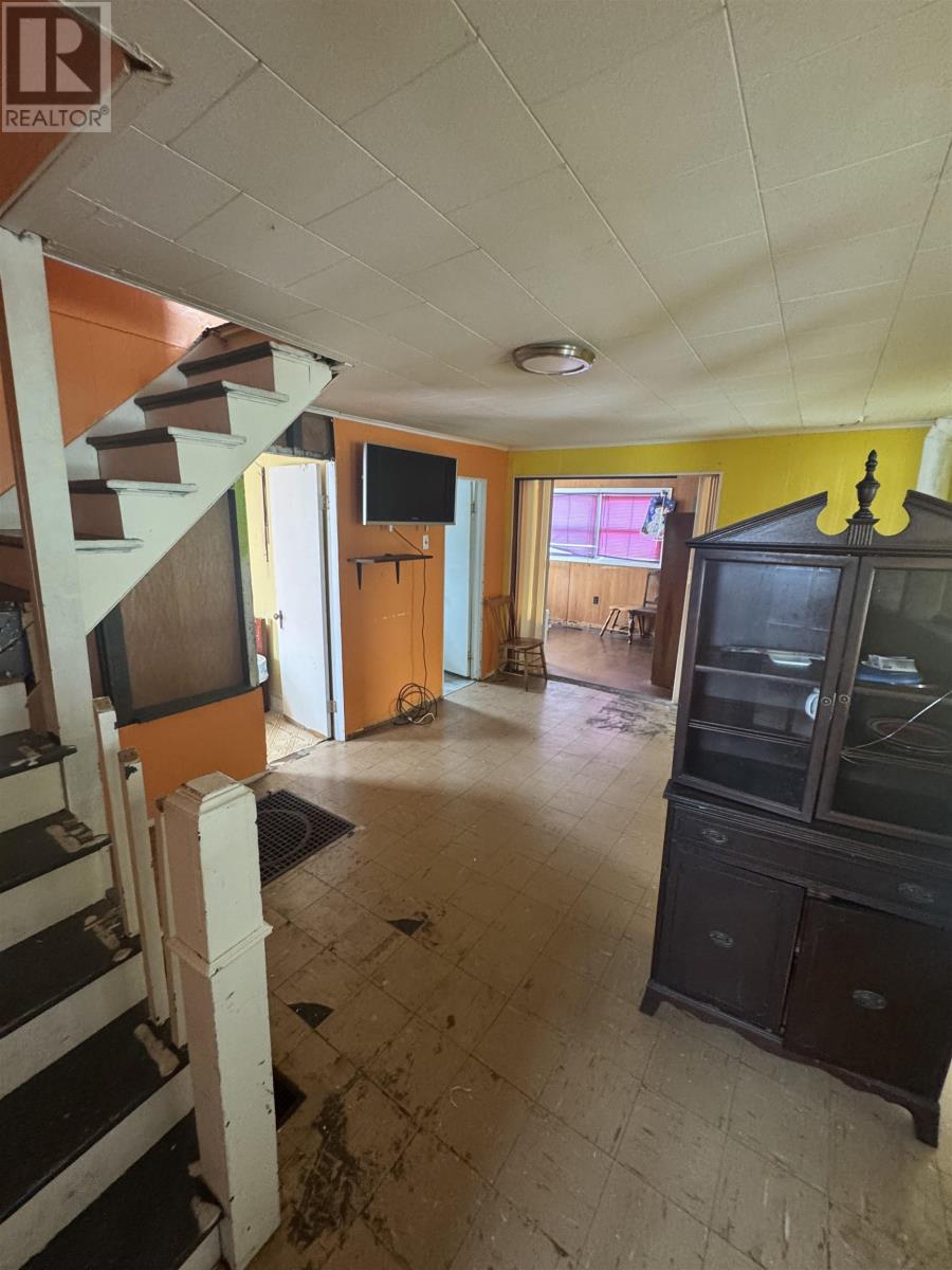 2070 Cape Bear Road Property Photo 4