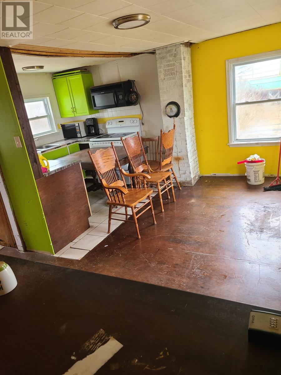 2070 Cape Bear Road Property Photo 6