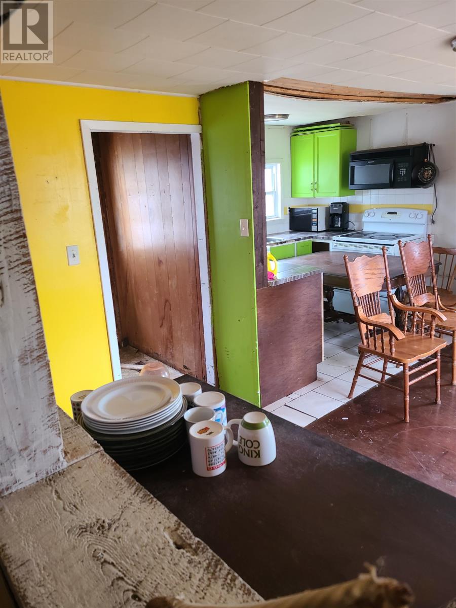 2070 Cape Bear Road Property Photo 9