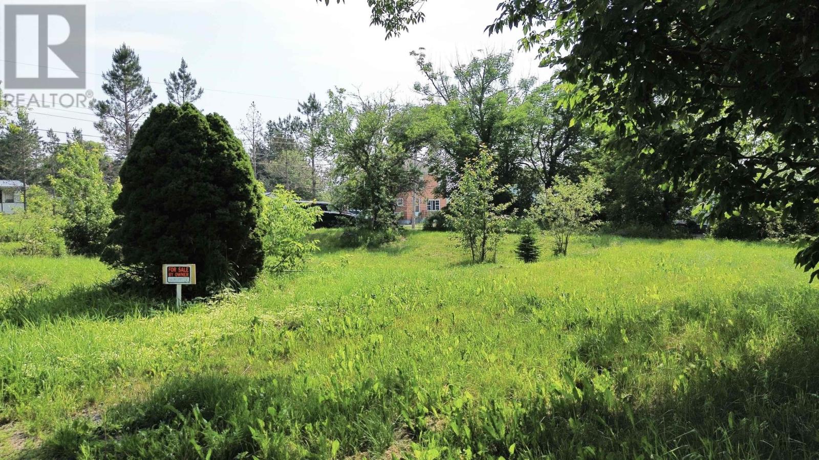 137 Herrett Property Photo 11